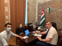 ЭДУАРД БУТБА: «МИНЗДРАВ ГОТОВ ОКАЗАТЬ СОДЕЙСТВИЕ АМБУЛАТОРНОМУ ЦЕНТРУ ДЛЯ COVID-ПАЦИЕНТОВ В СУХУМЕ»